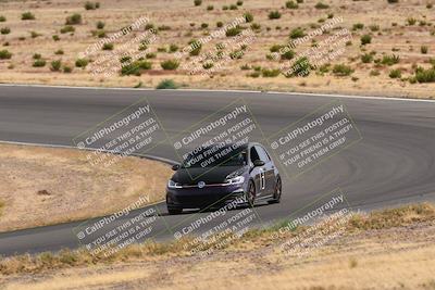 media/Jun-01-2025-CalClub SCCA (Sun) [[eae223c5dd]]/Group 1/Track Event 6/